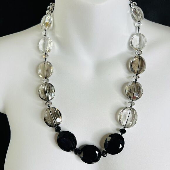 WHBM Chunky Crystal Glass Ombre Necklace White House Black Market Sparkling 1364 - Picture 8 of 12